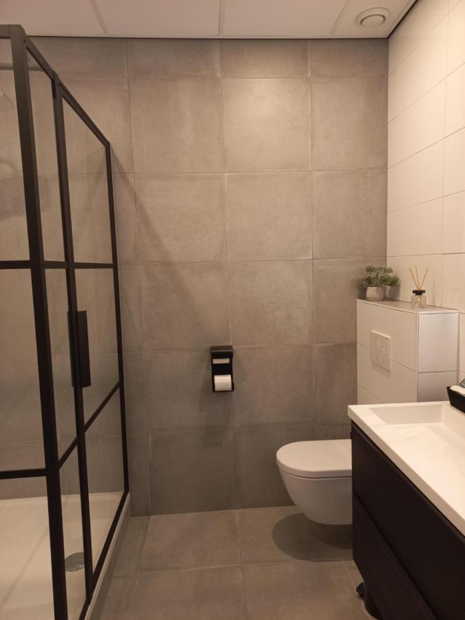 Boutique Hotel De Oude Veste 海勒武特斯莱斯 外观 照片