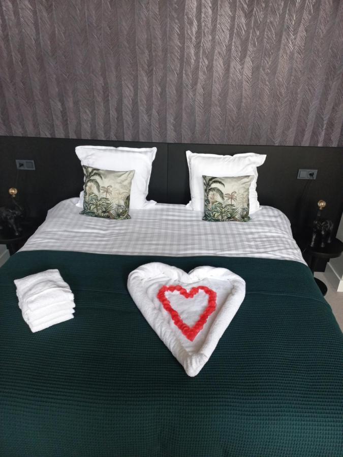 Boutique Hotel De Oude Veste 海勒武特斯莱斯 外观 照片